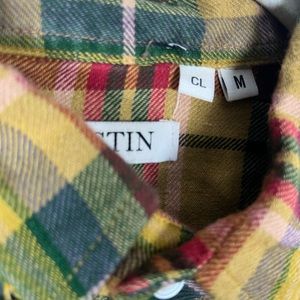 Men’s MD classic fit flannel.